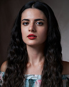 Isabella Headshot